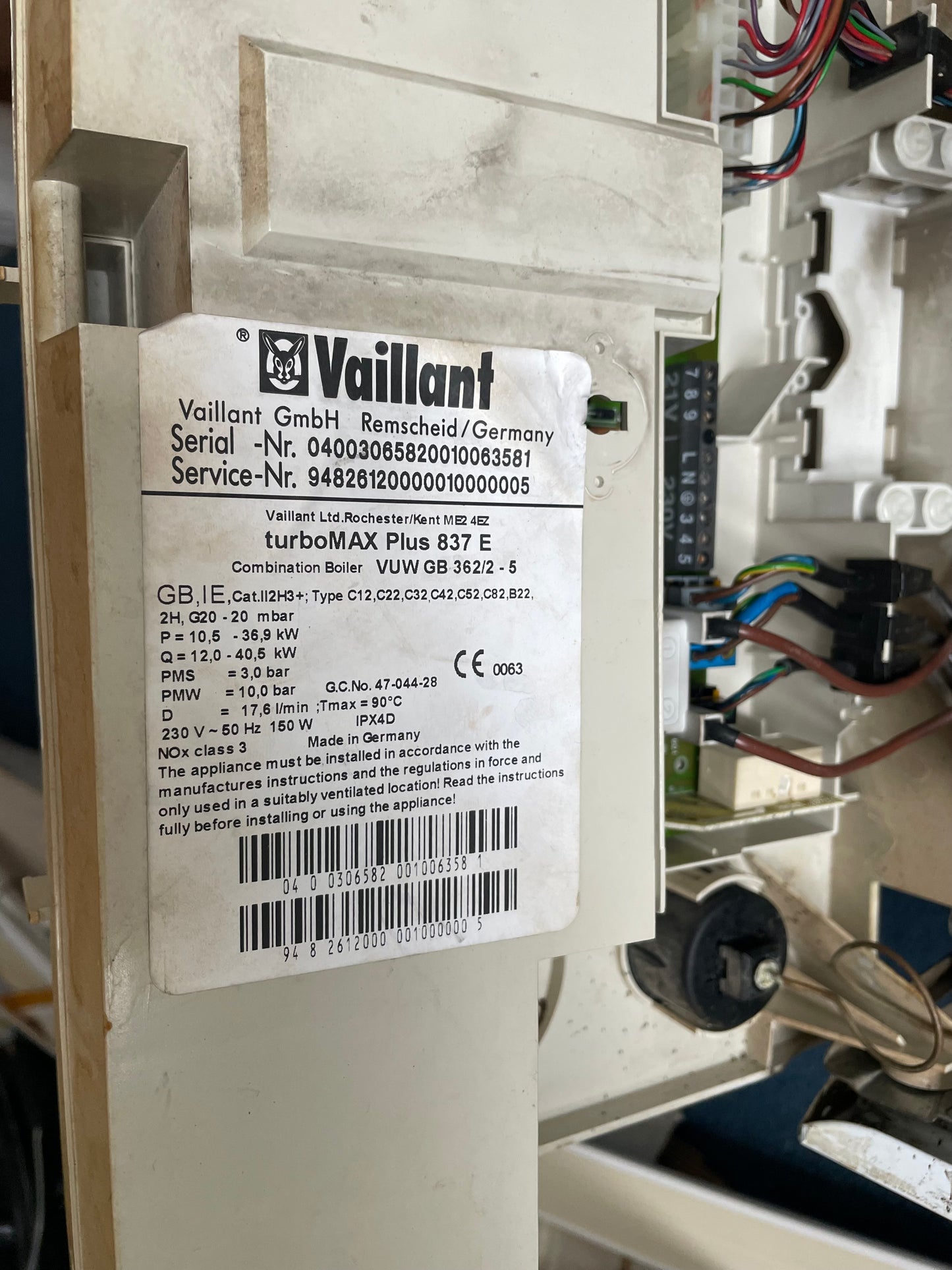 Vaillant turboMax Plus 837 E (Non-Condensing Boiler)